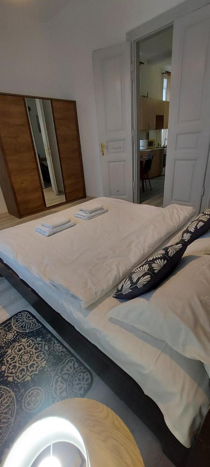 White Rooms On City Center إلفيف المظهر الخارجي الصورة